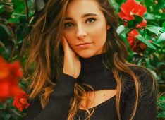 Elena Garcia, 24 years old, Woman